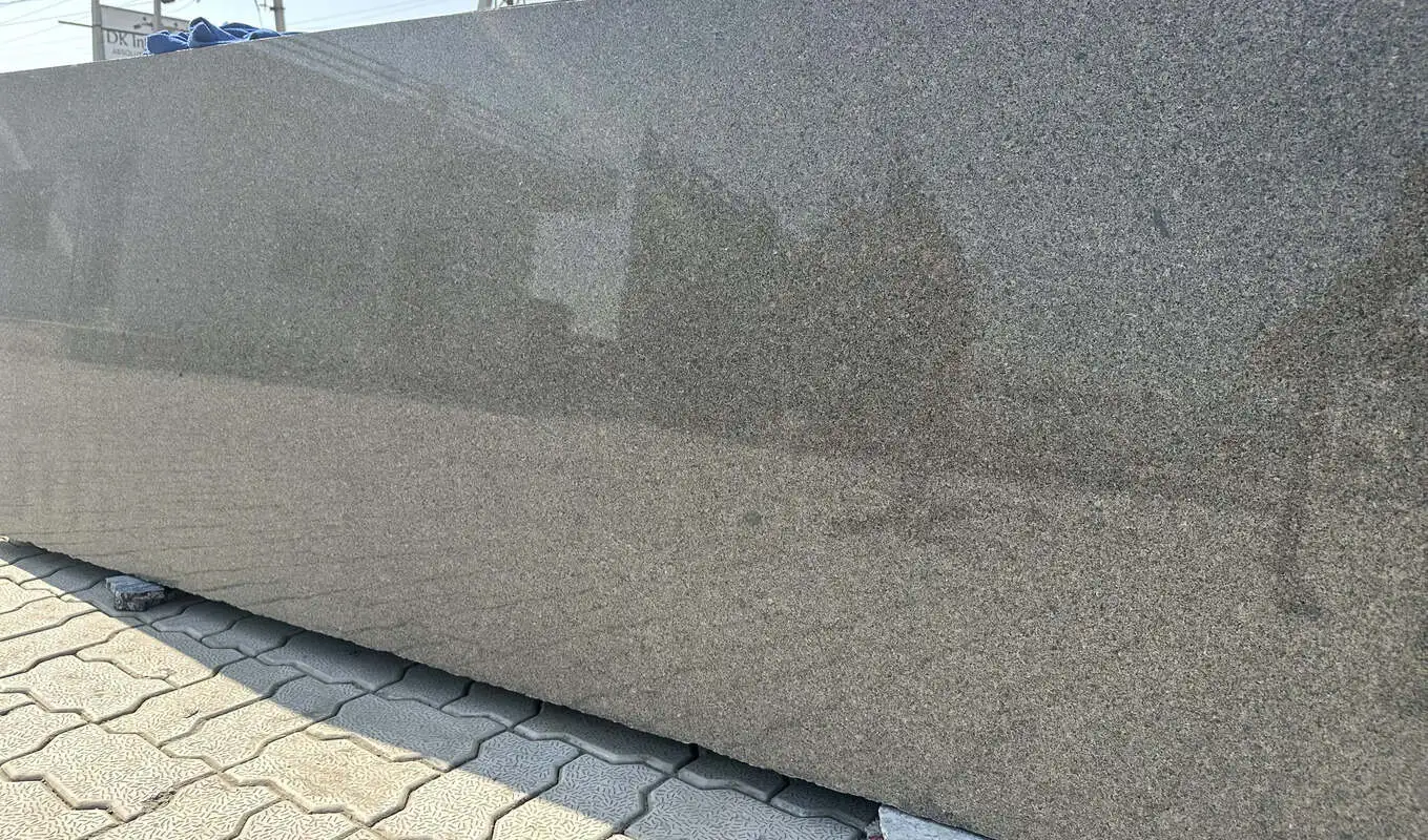 Z Brown Granite Slabs
